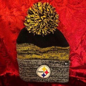 NWT, Pittsburgh Steelers Beani, Size S-M